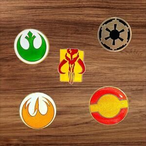 5 Star Wars Disney Parks Trading Pins, Plus 2 Bonus Pins